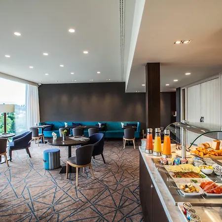 Hotel Crowne Plaza Geneva By Ihg 4*