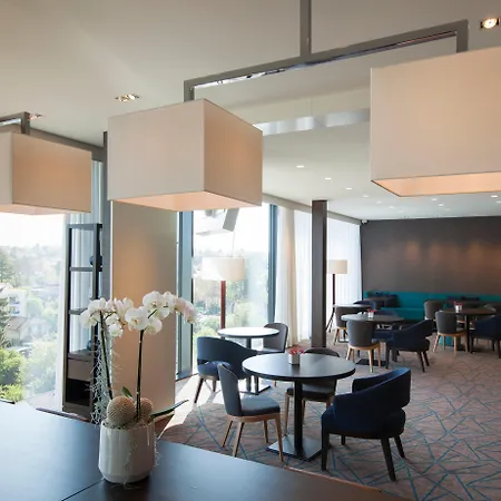 Crowne Plaza Geneva By Ihg Hotel 4*