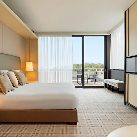 Szálloda Crowne Plaza Geneva By Ihg Meyrin
